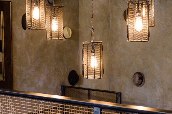 Lantern pendant lights